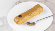 Eclair café